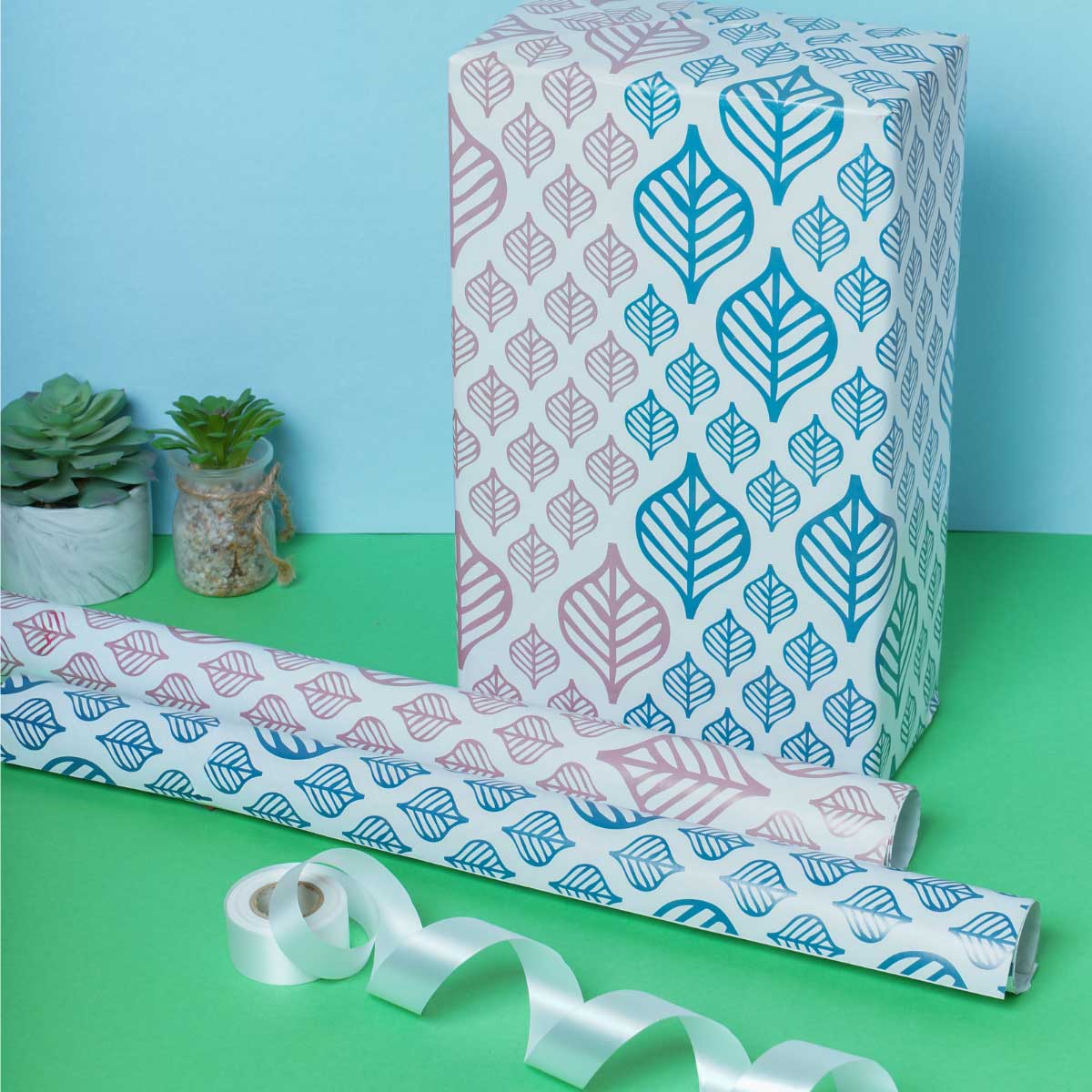 Essential leaf Motiff with Dual tone to enjoy all size gift wrapping | 25 Sheets - Image 2